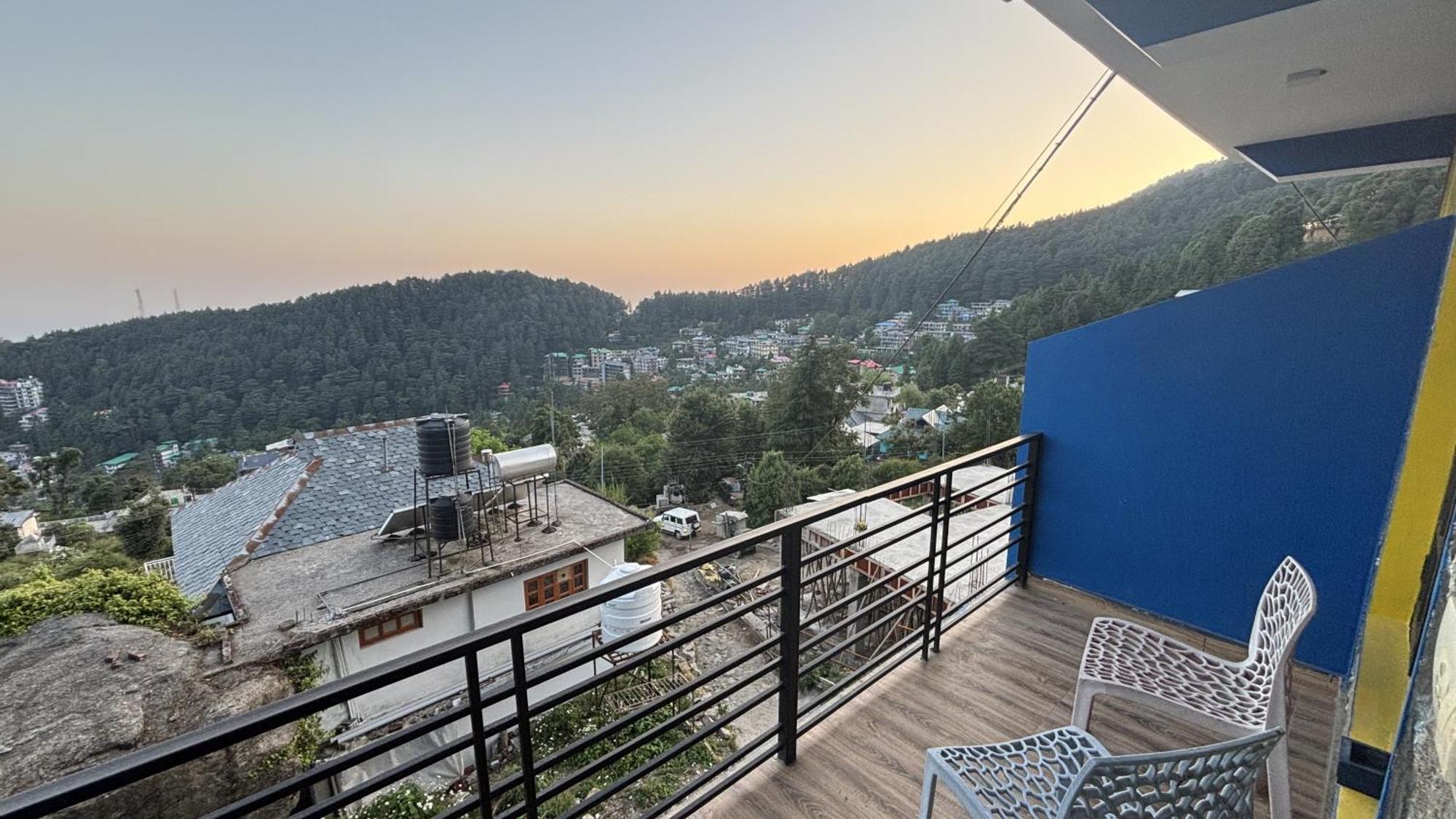 Хостел Shalom Backpackers Dharamkot Mcleodganj Маклеод-Гандж Екстер'єр фото